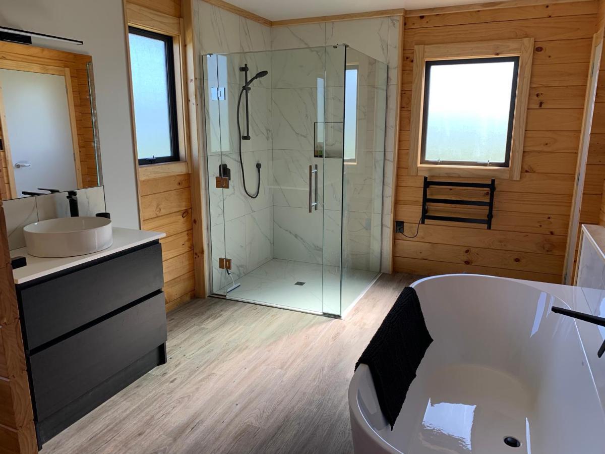 Deerbrooke Kaikoura Chalets - Chalet 1 ภายนอก รูปภาพ