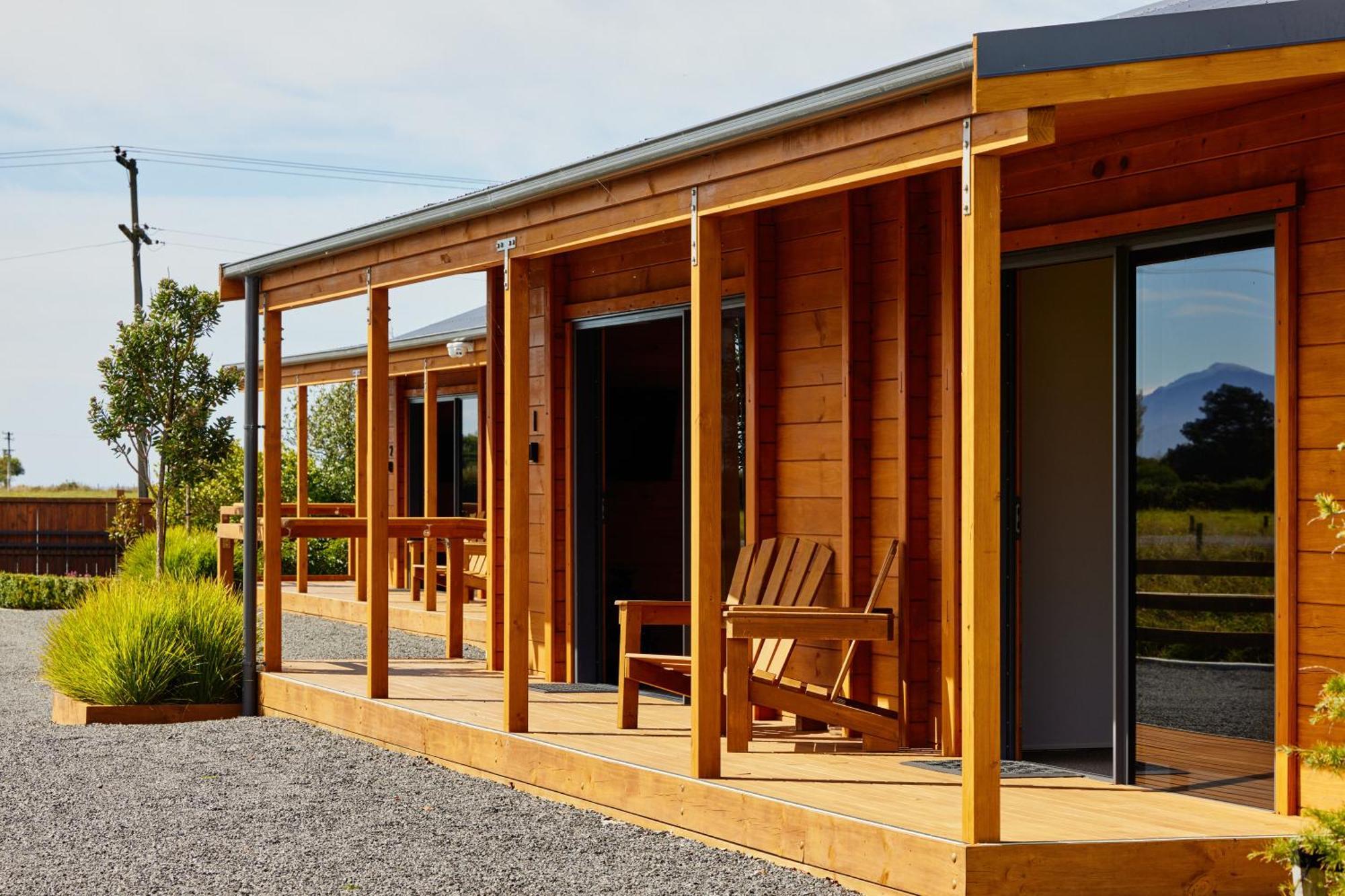 Deerbrooke Kaikoura Chalets - Chalet 1 ภายนอก รูปภาพ